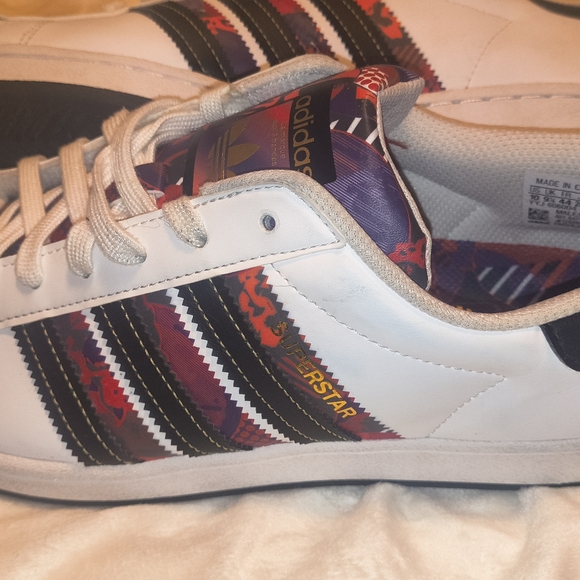 LIMITED EDITION. "SUPERSTAR " ADIDAS SNEAKERS - Picture 3 of 6